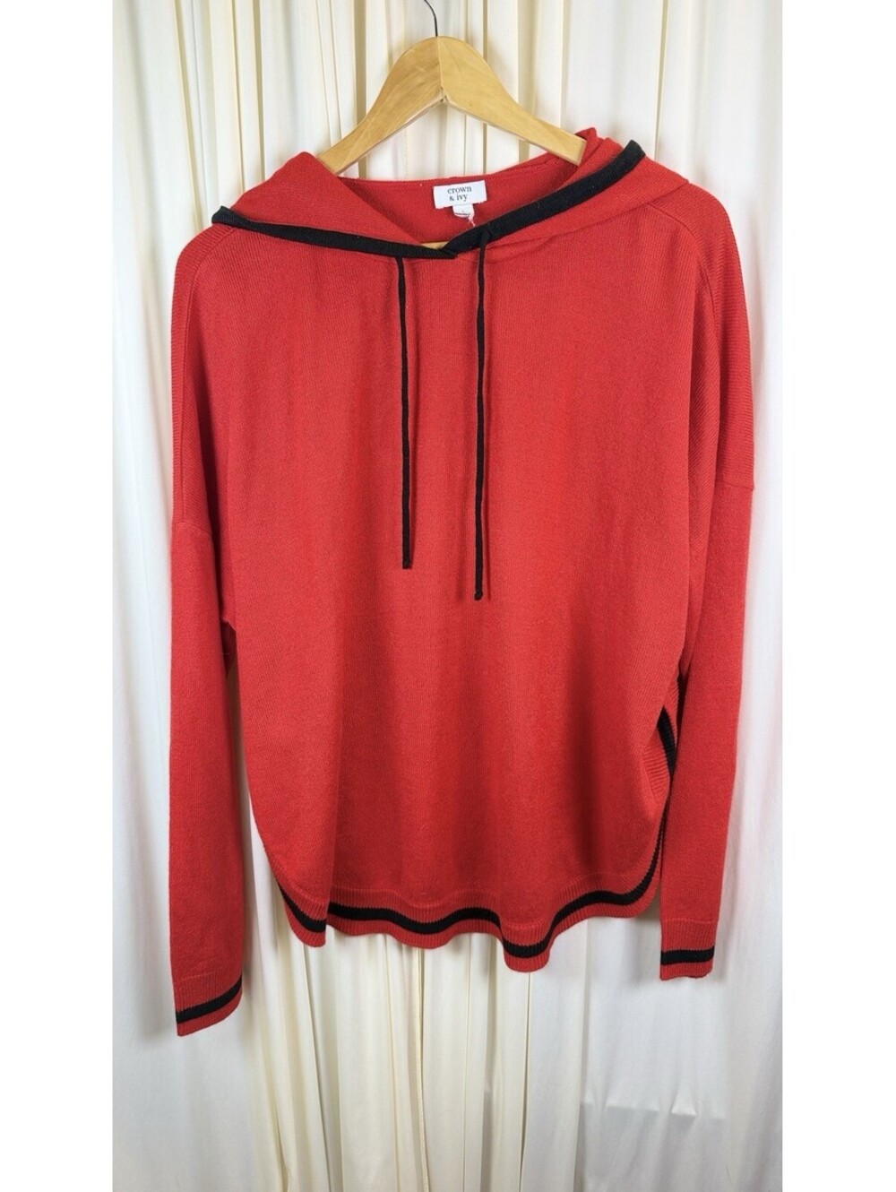 Crown & Ivy Red w/Black Trim Cozy Women's Hoodie Long Sleeve Size Large Oversize